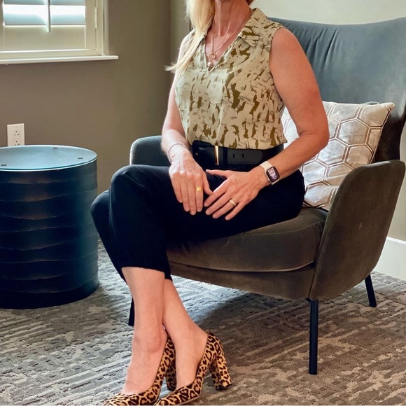 Cabi Flurry Top (style 4356) - Picture 11 of 13